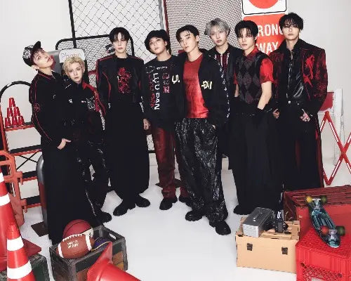 ATEEZ - [Japanese Album] 5th Single Album (Flash Price Limited Ver.) Image 1
