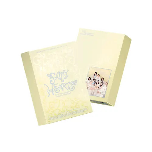 Hearts2Hearts - (Weverse Gift) 2027 SEASON'S GREETINGS (Kit) Image 1