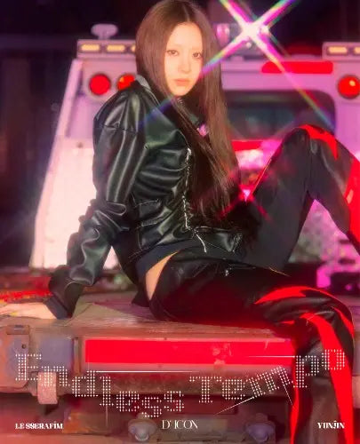 Magazine - DICON VOLUME Nº32 SPECIAL EDITION (Cover : LE SSERAFIM) (ENDLESS TEMPO Ver.) Image 5