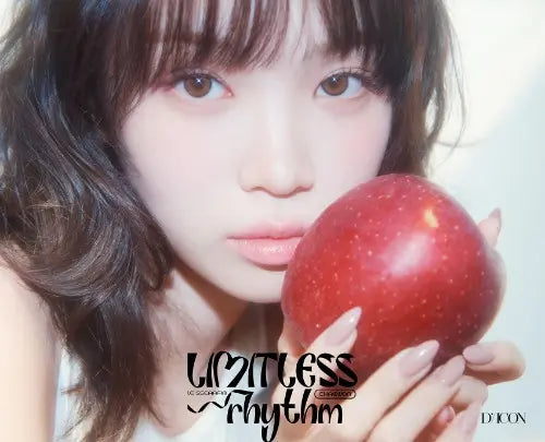 Magazine - DICON VOLUME Nº32 SPECIAL EDITION (Cover : LE SSERAFIM) (LIMITLESS RHYTHM Ver) Image 1