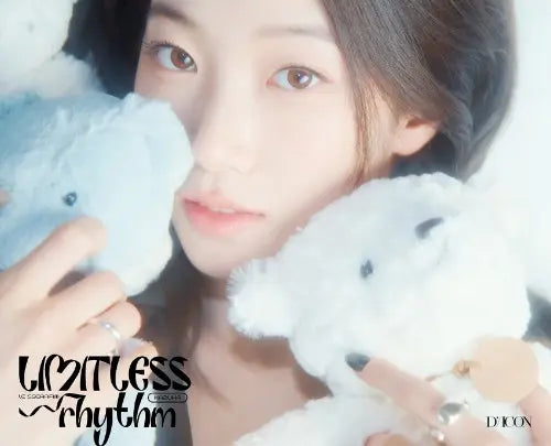 Magazine - DICON VOLUME Nº32 SPECIAL EDITION (Cover : LE SSERAFIM) (LIMITLESS RHYTHM Ver) Image 7