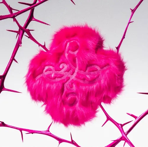 TOMORROW X TOGETHER - 8th Mini Album [7TH YEAR : 가시덤불에 잠시 바람이 멈췄을 때] (CUSHION OF THORNS Ver.) Image 1