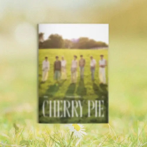 WHIB - 2nd Mini Album [CHERRY PIE] (DAYLIGHT Ver. / MIDINIGHT Ver.) Image 1