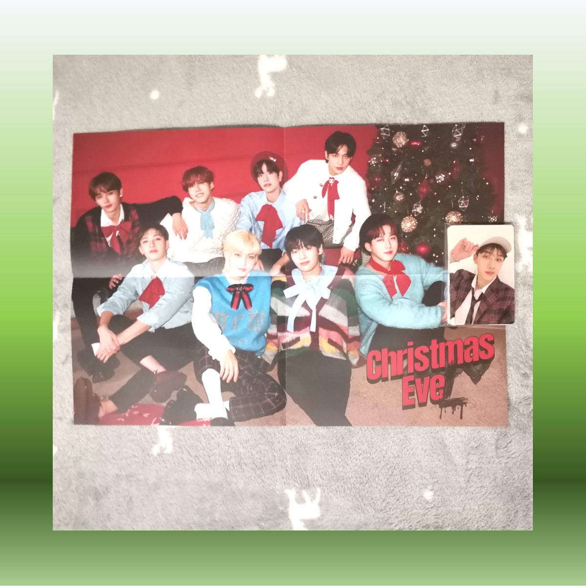 [Pre-order Gift Only] Holiday Special Single - Christmas EveL